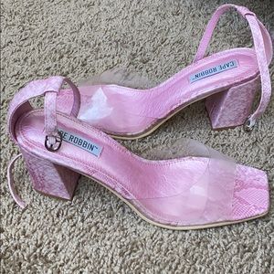 Cape Robbin heels